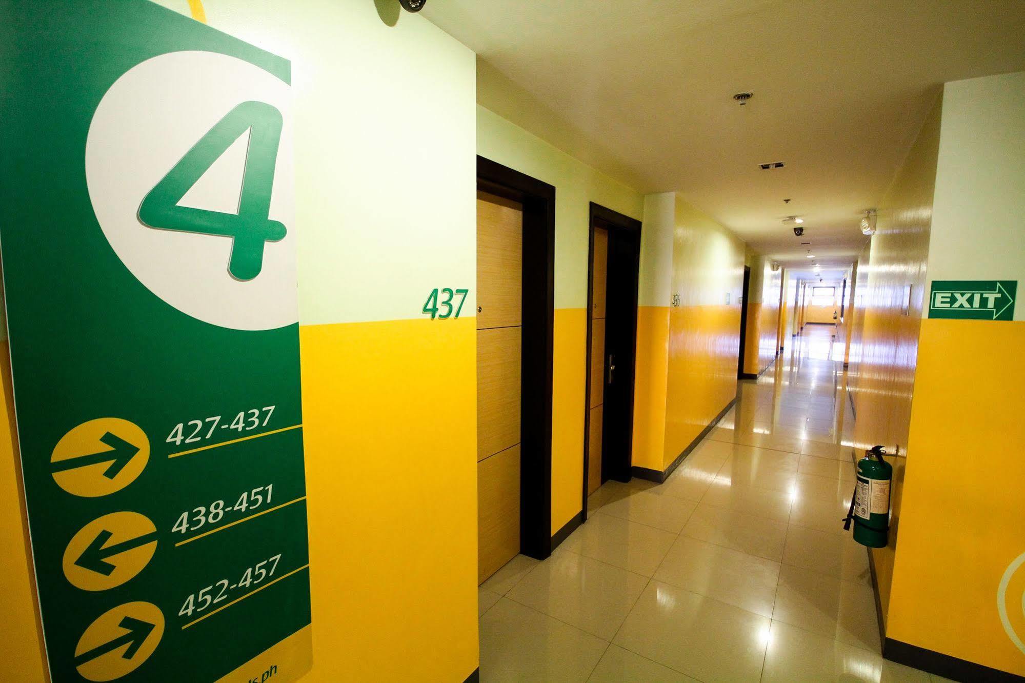 Go Hotels Iloilo מראה חיצוני תמונה