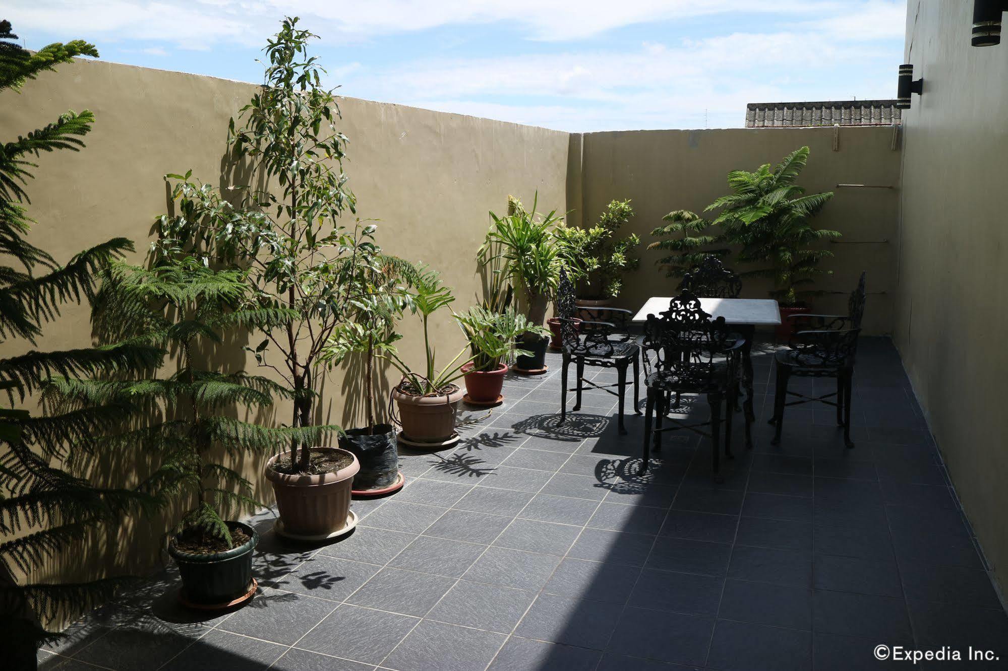 Go Hotels Iloilo מראה חיצוני תמונה